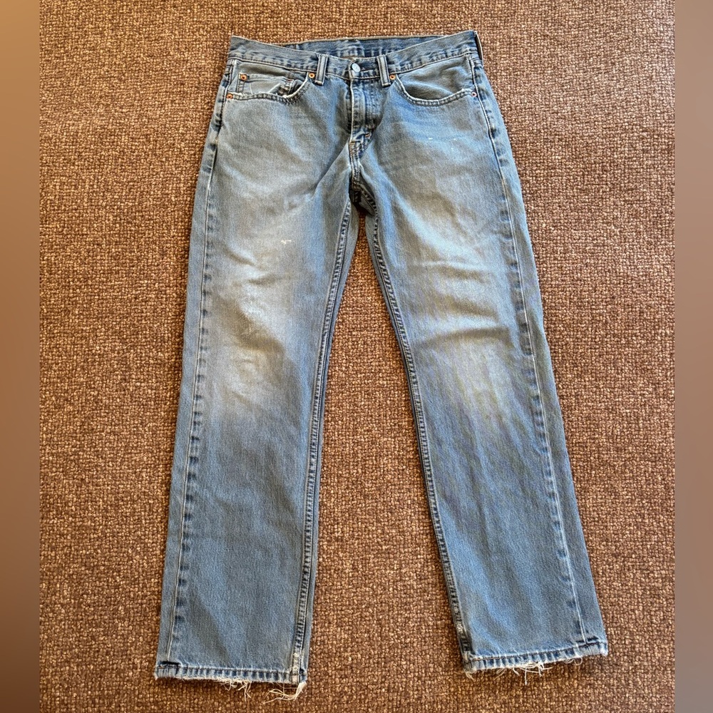 Levi's Women's Light Blue Cropped Jeans - Picture 3 of 10